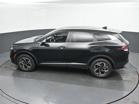 Used 2025 Kia Sportage LX AWD/4WD image 38
