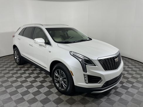 Used 2021 Cadillac XT5 Premium Luxury image 7