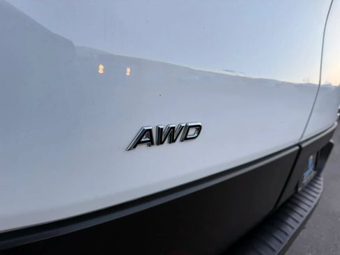 Used 2023 Ford Transit 250 Medium Roof AWD image 14