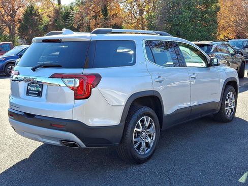 Used 2020 GMC Acadia SLT image 4