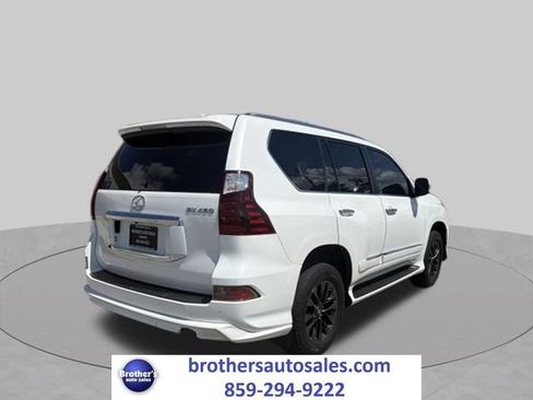 Used 2017 Lexus GX 460 Luxury AWD/4WD image 6