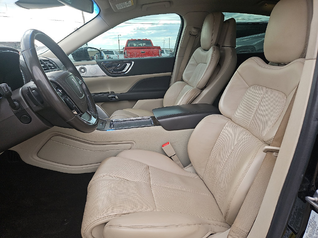 Used 2020 Lincoln Continental Reserve w/ Luxury Package AWD/4WD image 19