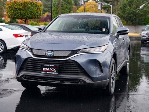 Used 2021 Toyota Venza LE image 4