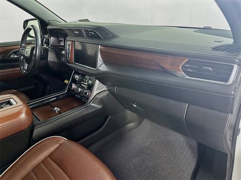 Used 2023 GMC Yukon Denali Ultimate image 31