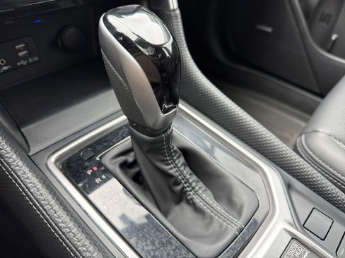 Certified 2023 Subaru Forester Limited image 23