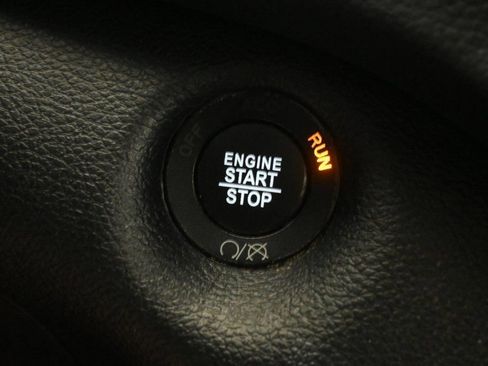 Certified 2023 Jeep Cherokee Altitude Lux image 15