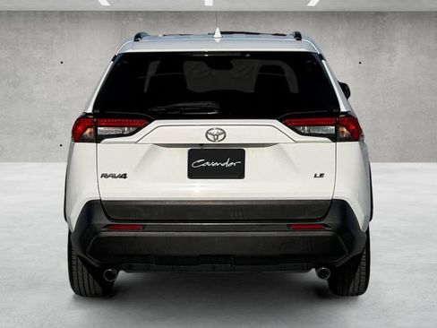 Used 2019 Toyota RAV4 LE image 12
