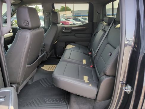 Used 2022 Chevrolet Silverado 1500 LTZ image 7