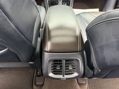 Used 2014 Jeep Cherokee Limited w/ Technology Group FWD image 19