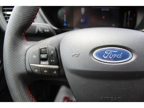Used 2024 Ford Escape ST-Line w/ Tech Pack #1 FWD image 25