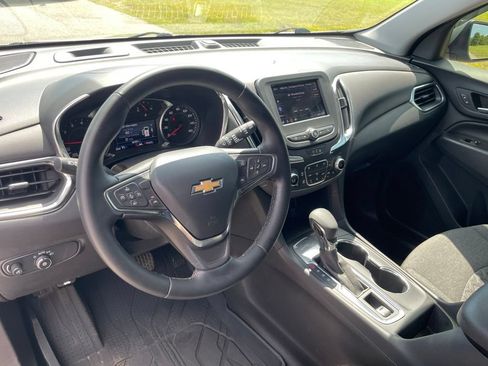 Used 2024 Chevrolet Equinox LT FWD image 29