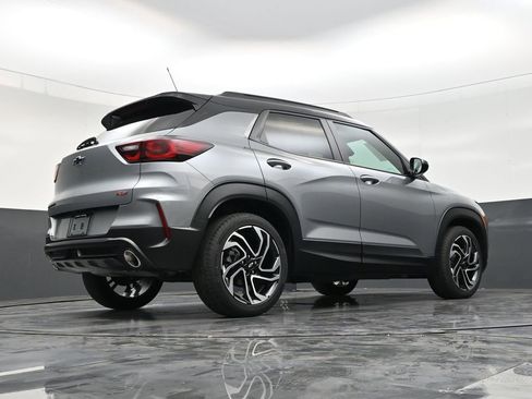 Used 2025 Chevrolet TrailBlazer RS image 25