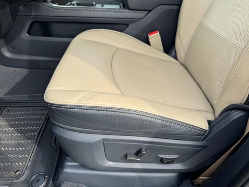 Used 2022 RAM 3500 Limited image 15