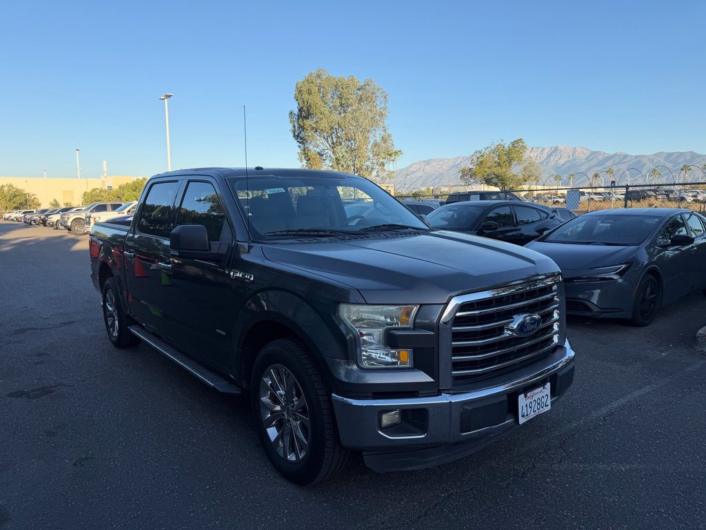 Used 2015 Ford F150 XLT w/ Equipment Group 302A Luxury RWD image 2