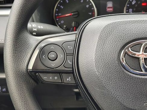 Used 2019 Toyota RAV4 LE w/ Carpet Mat Package FWD image 23