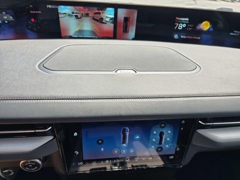 Certified 2025 Lincoln Navigator L Reserve w/ Jet Appearance Package image 14