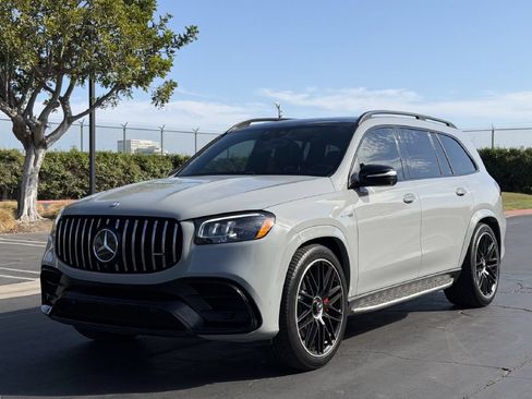 Used 2024 Mercedes-Benz GLS 63 AMG 4MATIC image 2