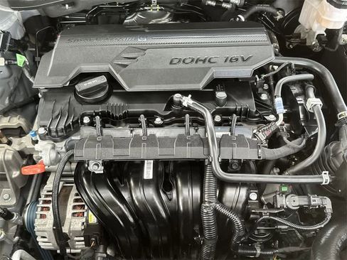 Used 2024 Hyundai Kona SEL image 12