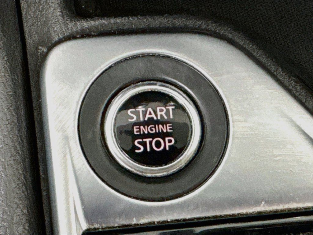 Used 2024 Nissan Sentra SV FWD image 25