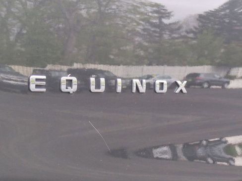 Used 2020 Chevrolet Equinox LS w/ LS Convenience Package FWD image 31