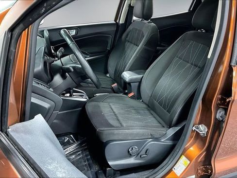 Used 2018 Ford EcoSport SE image 21