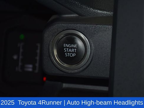 Used 2025 Toyota 4Runner SR5 AWD/4WD image 14