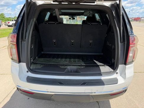 Used 2021 Chevrolet Tahoe LT w/ LT Signature Package AWD/4WD image 5