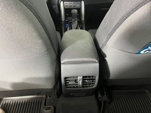 Used 2024 Toyota Corolla Cross AWD Hybrid image 36