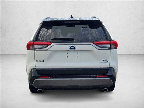 Used 2021 Toyota RAV4 XSE w/ XSE Grade Weather Package AWD/4WD image 6