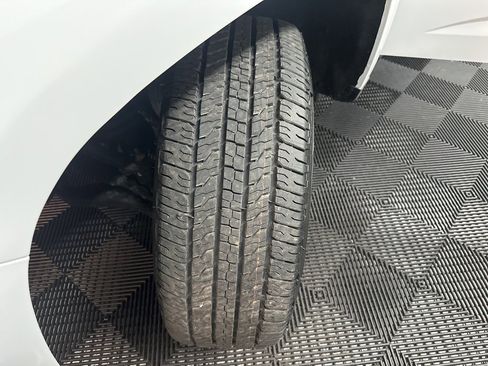 Used 2021 GMC Canyon Elevation image 40