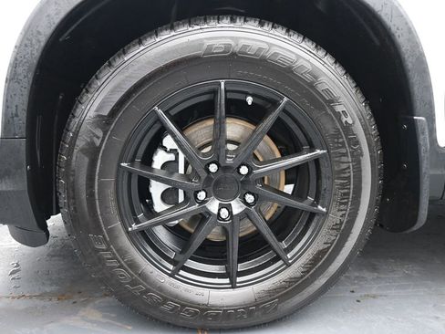 Used 2021 Honda Pilot Touring image 14