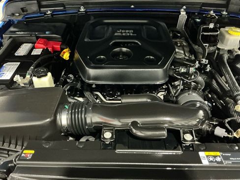 Used 2022 Jeep Wrangler Unlimited Sahara image 54