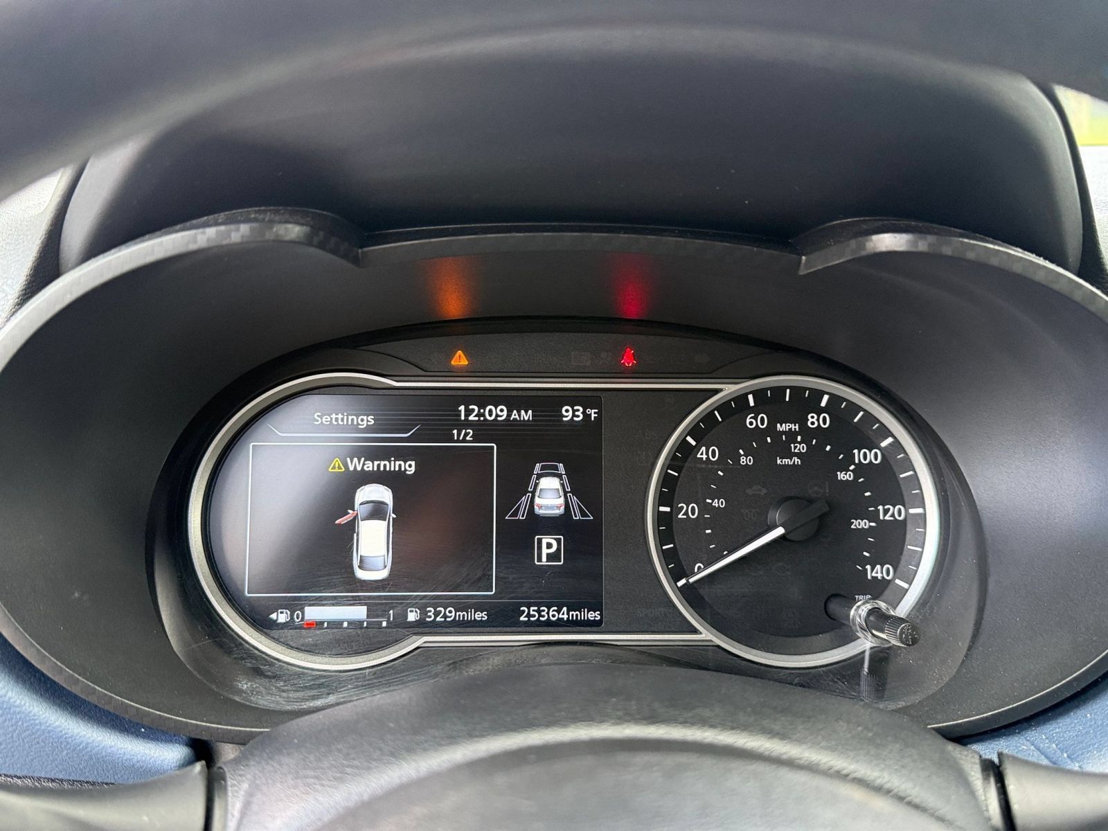 Used 2025 Nissan Versa SV FWD image 36