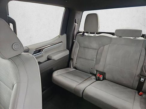 Used 2025 Chevrolet Silverado 1500 LT AWD/4WD image 6