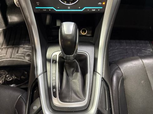 Used 2013 Ford Fusion Titanium FWD image 19