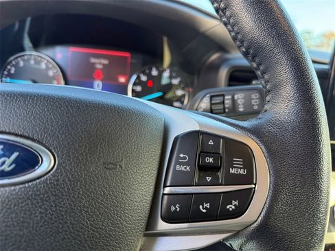 Certified 2021 Ford Explorer XLT image 23