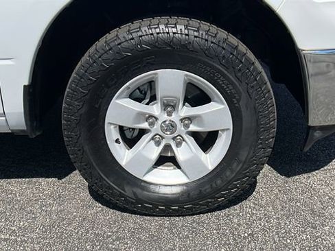 Used 2023 RAM 1500 Classic SLT w/ Electronics Group AWD/4WD image 10