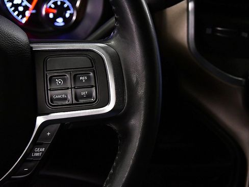 Used 2020 RAM 2500 Laramie image 24