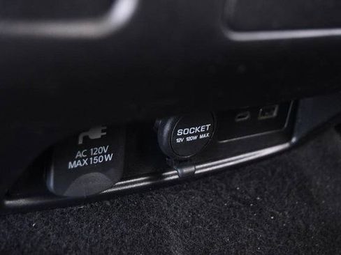 Certified 2023 Nissan Armada Platinum w/ Captain's Chairs Package image 33