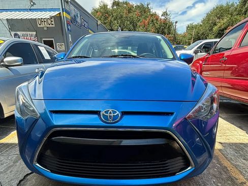Used 2018 Toyota Yaris iA FWD image 3