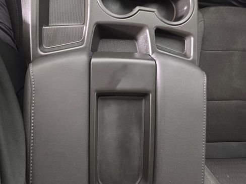 Used 2020 Chevrolet Silverado 1500 LT image 21