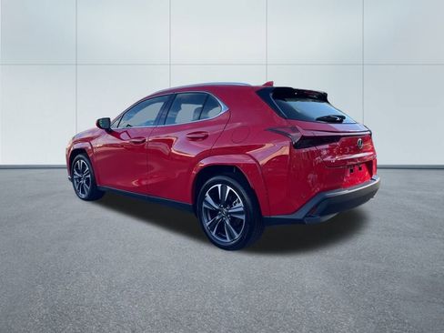 Used 2025 Lexus UX 300h AWD image 7