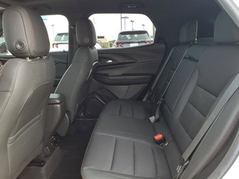 Used 2023 Chevrolet TrailBlazer RS w/ Sun and Liftgate Package image 15