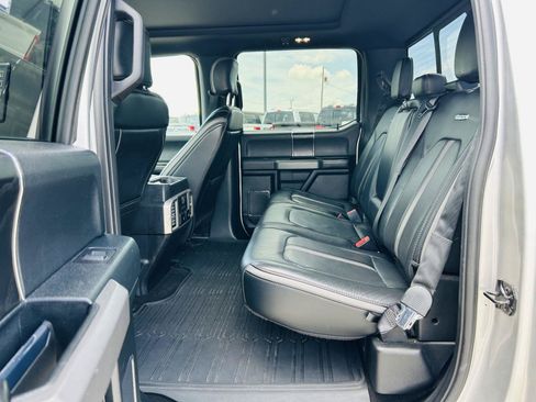 Used 2019 Ford F150 Platinum w/ Equipment Group 701A Luxury AWD/4WD image 33