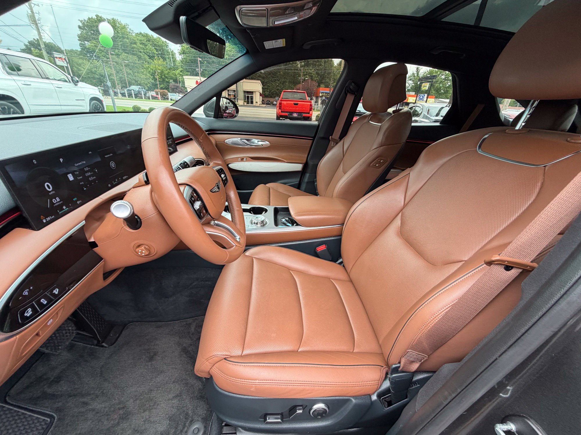 Used 2026 Genesis GV70 2.5T Advanced AWD/4WD image 16