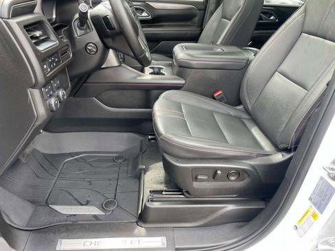 Used 2024 Chevrolet Suburban RST w/ Luxury Package AWD/4WD image 23