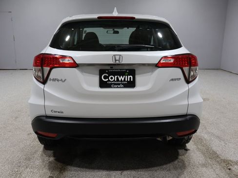 Used 2022 Honda HR-V LX image 3