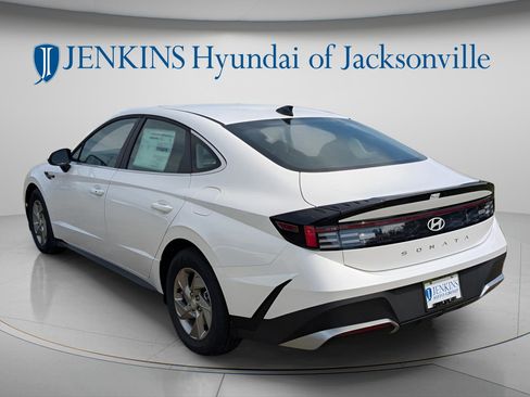 New 2026 Hyundai Sonata SE FWD image 5