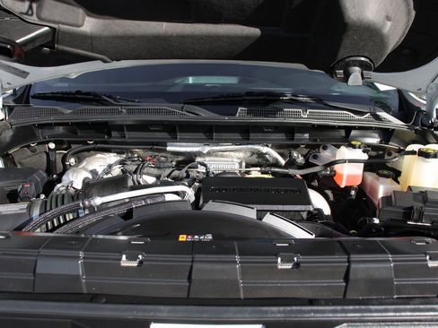 Used 2023 GMC Sierra 2500 AT4 w/ AT4 Preferred Package image 16