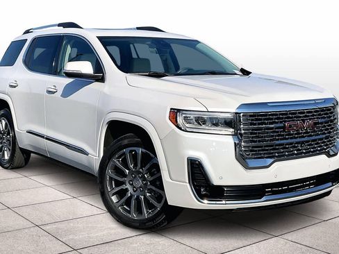 Used 2022 GMC Acadia Denali w/ Denali Ultimate Package image 2